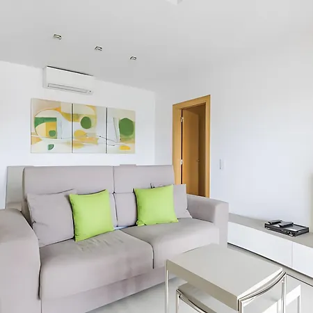 T1 Garden Hill Apartment *
